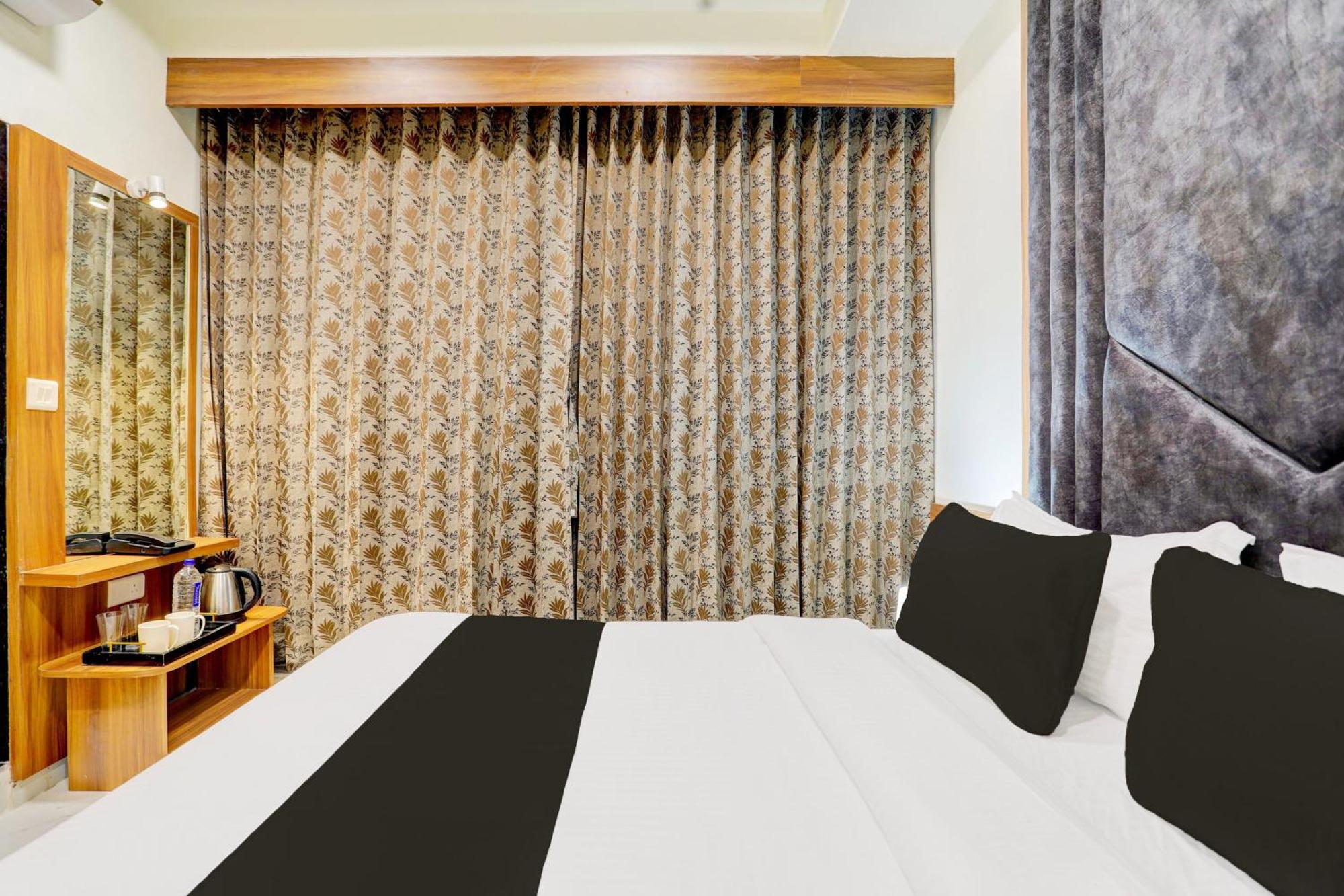 Hotel O Sun Light Ahmadábád Exteriér fotografie